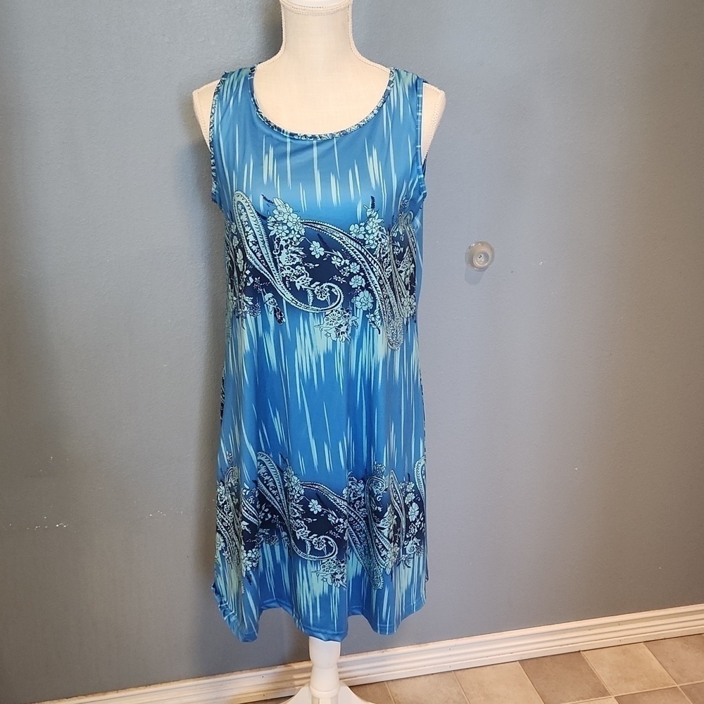 Amazon Essentials sleeveless paisley print satin midi summer dress